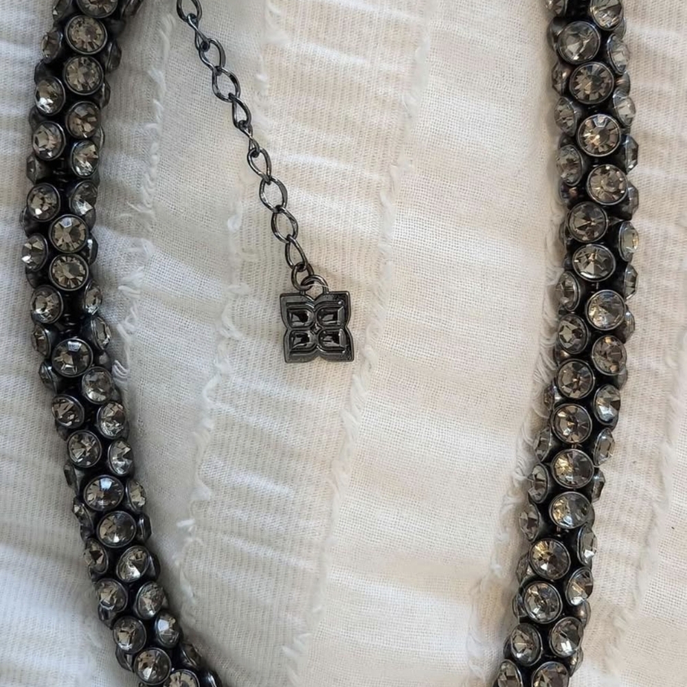 BCBGMaxAzria Black and Silver Twisted Crystal Necklace - Picture 1 of 6